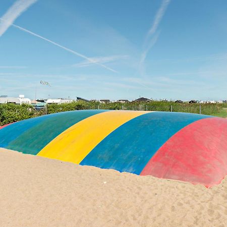 First Camp Lakolk Strand Camping Exteriör bild