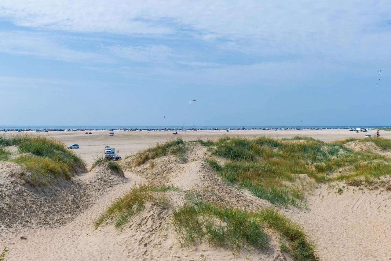 First Camp Lakolk Strand Camping Exteriör bild