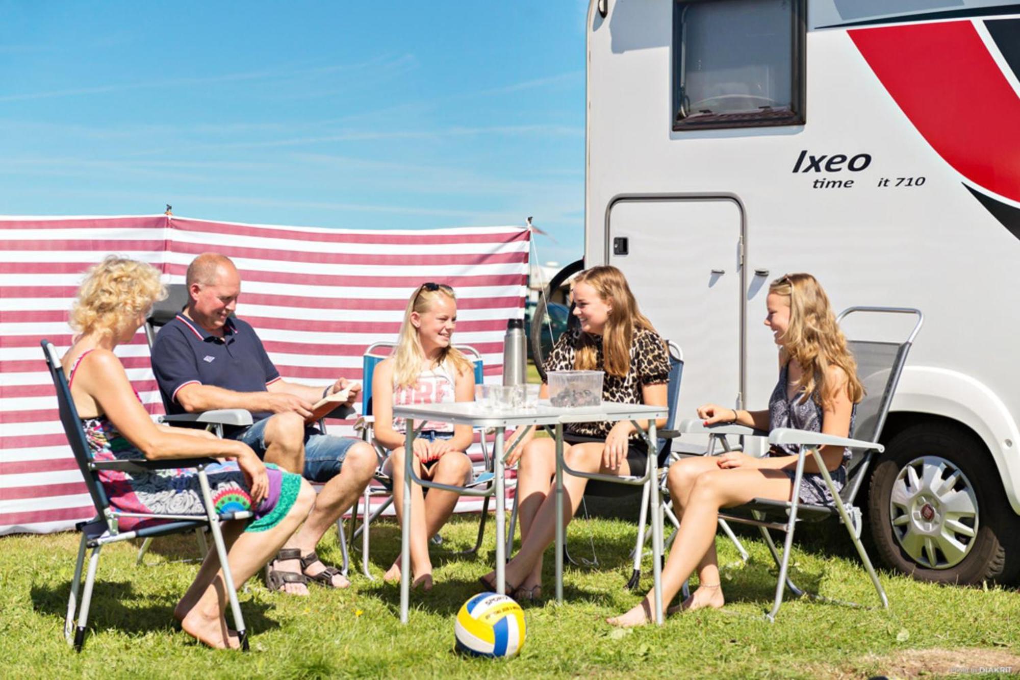 First Camp Lakolk Strand Camping Exteriör bild